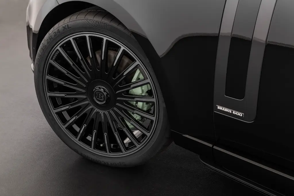 BRABUS RANGE ROVER 600 Studio_klein (10).webp