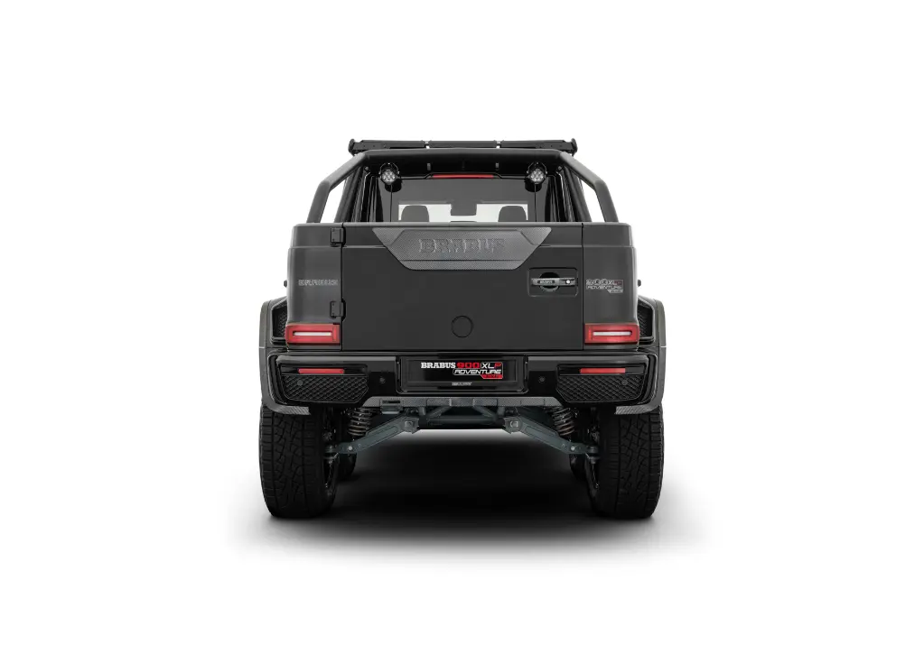 BRABUS 900 6x6 Superblack Studio_klen (63).webp