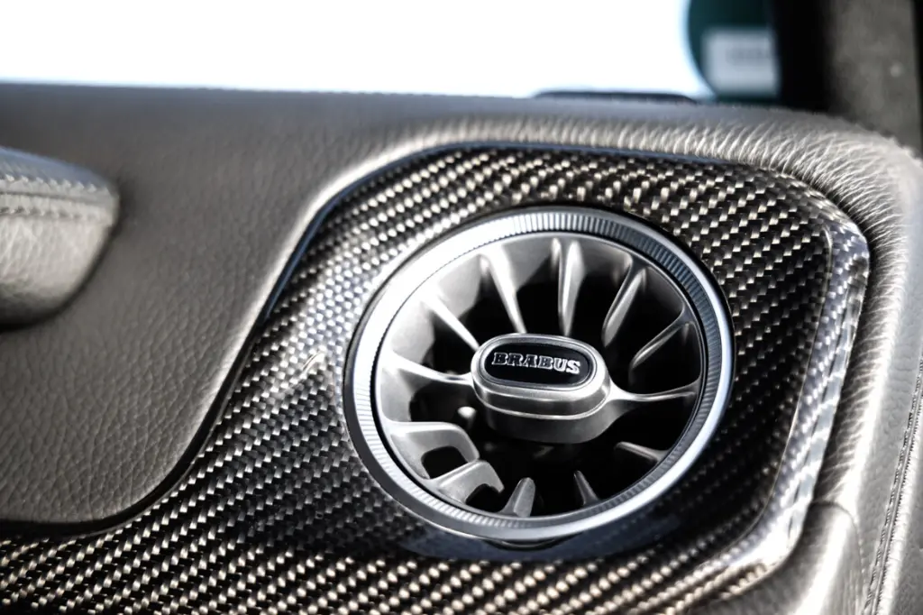 Brabus_6x6_XLP_900_INT_011-1170x780.webp